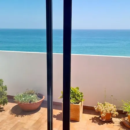 Cliffs House Nyaraló