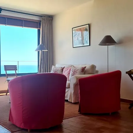 Cliffs House Nyaraló