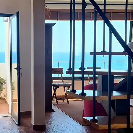 Cliffs House Nyaraló *