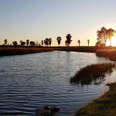 Cliffs House Casa de Férias