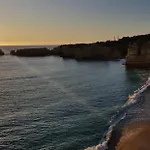 Cliffs House