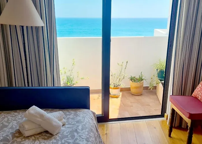 Cliffs House Дом отдыха *