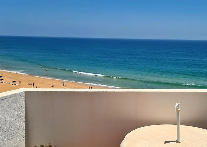 Дом отдыха Cliffs House Албуфейра