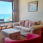 Cliffs House Albufeira