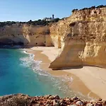 Cliffs House *